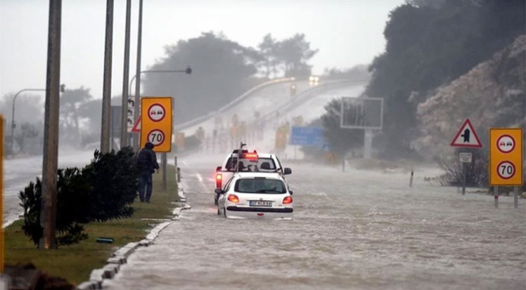 Meteoroloji’den Antalya’ya kuvvetli yağış uyarısı