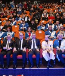 Akdeniz Üniversitesi'nde akademik başarılar kutlandı