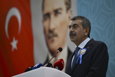 Bakan Tekin'e 2024-YKS raporu sunuldu