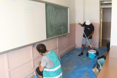 10 okulda 30 bin metrekareden fazla alan yenilendi