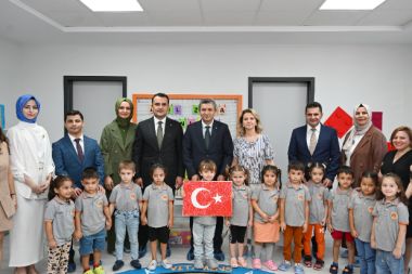 Finike’de eğitime çifte yatırım