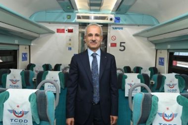 Öğretmenlere trenlerde yüzde 50 indirim