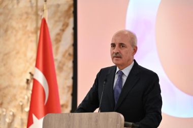 Numan Kurtulmuş’tan Öğretmenler Günü mesajı