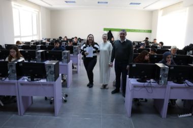 ALKÜ'DE Daad Onset Almanca sınavı başladı