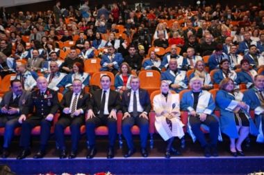 Akdeniz Üniversitesi'nde akademik başarılar kutlandı