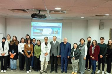 Doktora ve yüksek lisans öğrencileri projelerini sundu