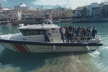 Sahil Güvenlik’ten 112 Acil Sağlık personeline eğitim