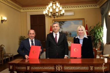 Akdeniz Üniversitesinden özel destek