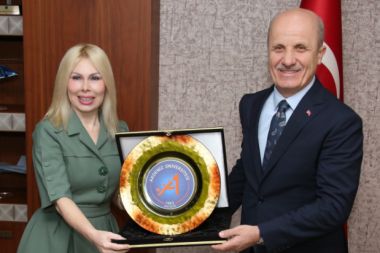 YÖK Başkanı Özvar Akdeniz Üniversitesi’nde