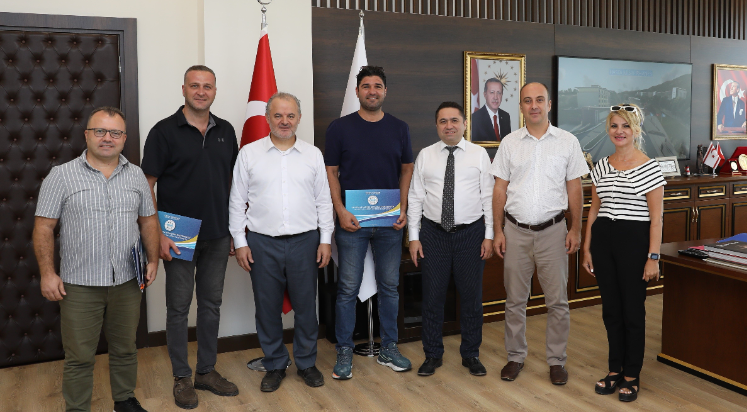 ALKÜ’de ilk kursiyerlere sertifika töreni