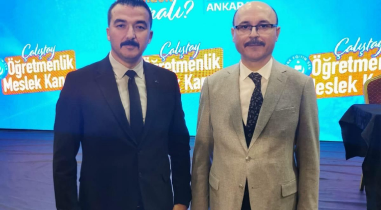 Türk Eğitim Sen’de Bayrak Değişimi