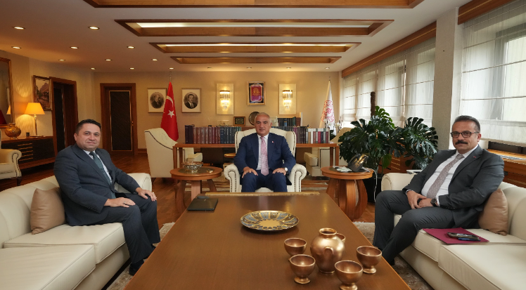 ALKÜ Rektörü Türkdoğan'dan Ankara çıkarması