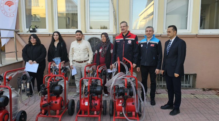 Hayvan yetiştiricilerine ‘süt hijyeni ve sanitasyon’ eğitimi
