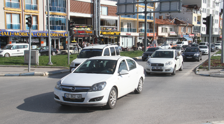 Konya-Antalya kara yolunda yoğunluk