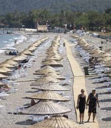 Kemer'de turizm hareketlendi