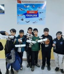 Öğrencilere Dünya Sivil Havacılık Günü etkinliği