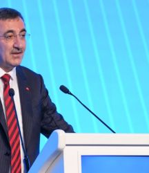 Cevdet Yılmaz’dan izinsiz gösterilere ilişkin açıklama
