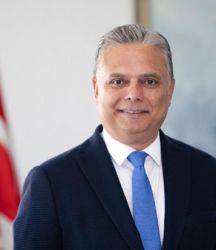 Ümit Uysal, CHP Genel Başkanlığına aday oldu