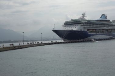 Kruvaziyer Alanya Limanı'na demir attı