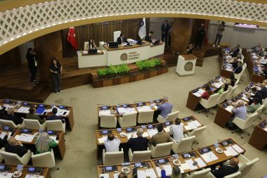 Büyükşehir’de ‘imza’ atışması