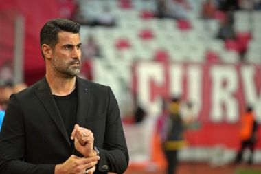 Volkan Demirel, boşanma iddialarını yalanladı