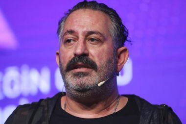 Cem Yılmaz’dan nafaka isyanı