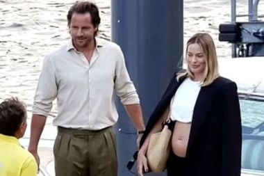 Margot Robbie anne oluyor