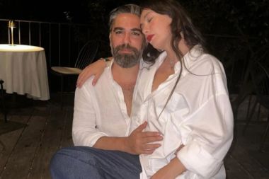 Neslihan Atagül’ün hamile pozları