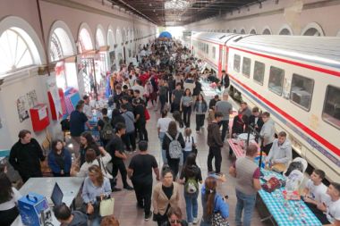 İzmir’de bilim ve teknoloji rüzgârı