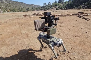 Türk savunma sanayisi silahlı robot köpekleri göreve hazırlıyor
