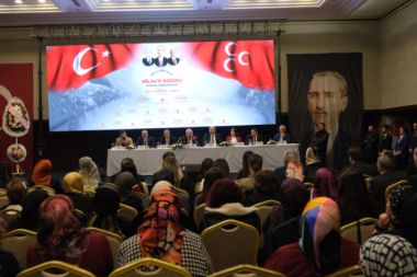 Antalya’da “Bir ve Birlikte Hilale Doğru” toplantısı başladı