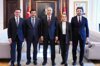 Antalya Milletvekillerinden Yerlikaya ziyareti