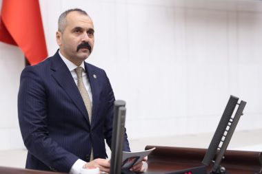 Antalya’ya uçak ve helikopter takviyesi