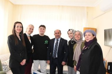 Sökmen’den doğum günü sürprizi