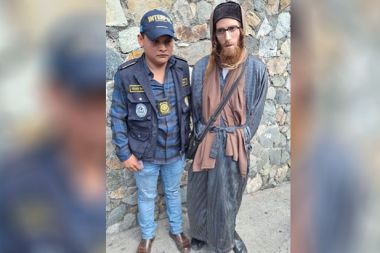 Pedofil Yahudi tarikatın liderlerinden Yoel Alter tutuklandı