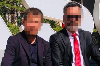 Çek oyununda kayınço elendi