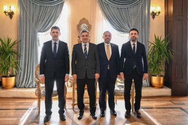 Antalya’da AK Parti’den Vali Şahin’e ziyaret
