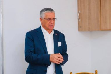 Topaloğlu’na  ‘hapis’ cezası