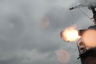 GÖKSUR, su üstü platformundan ilk atışını başarıyla gerçekleştirdi