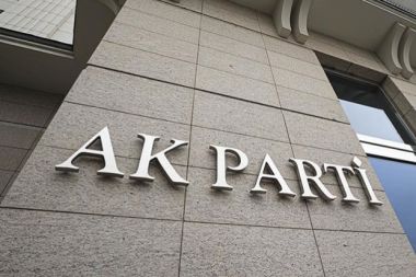 AK Parti’de genel başkan yardımcılığı sayısı 19'a yükseliyor