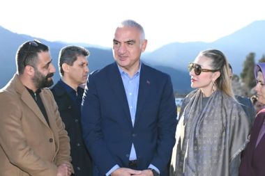 Bakan Ersoy’dan İbradı mesaisi