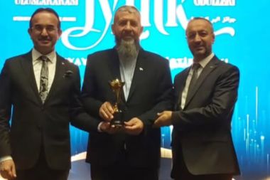 TDV İyilik ödülü Antalya’ya geldi