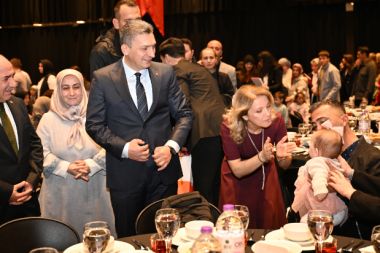 Vali Şahin: Sizin kucaklarınızdaki bu çocuklar milletimizin evlatlarıdır
