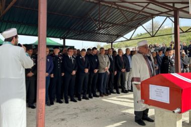 Gazi Uçar Serik'te son yolculuğa uğurlandı