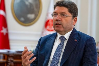 Bakan Tunç’tan Özgür Özel’e tepki