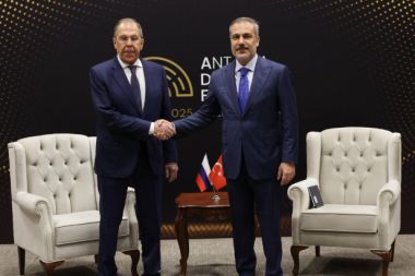 Bakan Fidan, ADF’de Lavrov ile görüştü