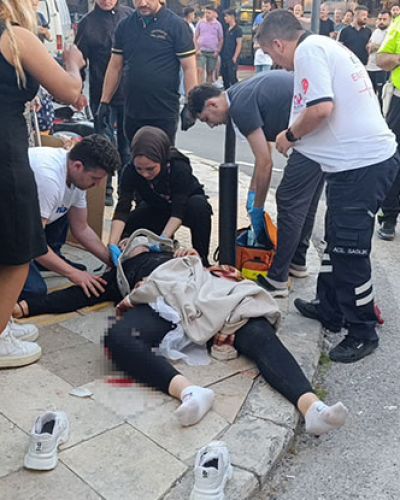 Midibüs ile motosiklet çapıştı: 1 kişi hayatını kaybetti