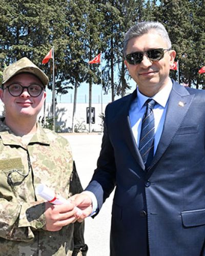 Vali Şahin, 52 özel bireyin coşkusuna ortak oldu