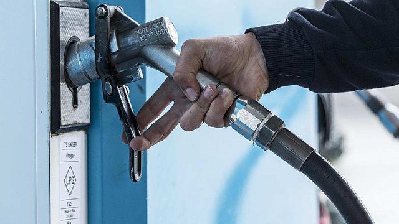 LPG ithalatı şubatta yıllık bazda yüzde 9,9 azaldı