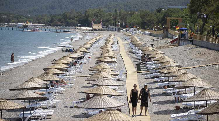 Kemer'de turizm hareketlendi